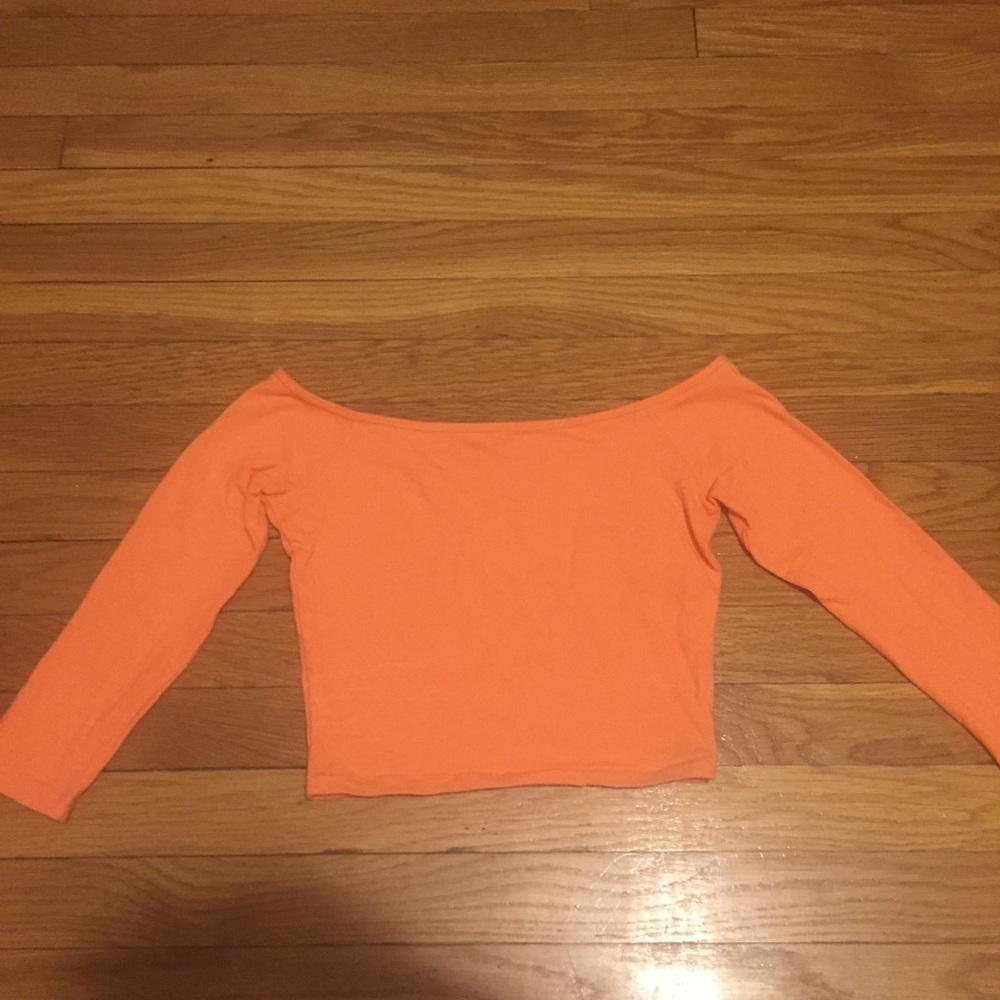 Hollister off-shoulder stretch crop top